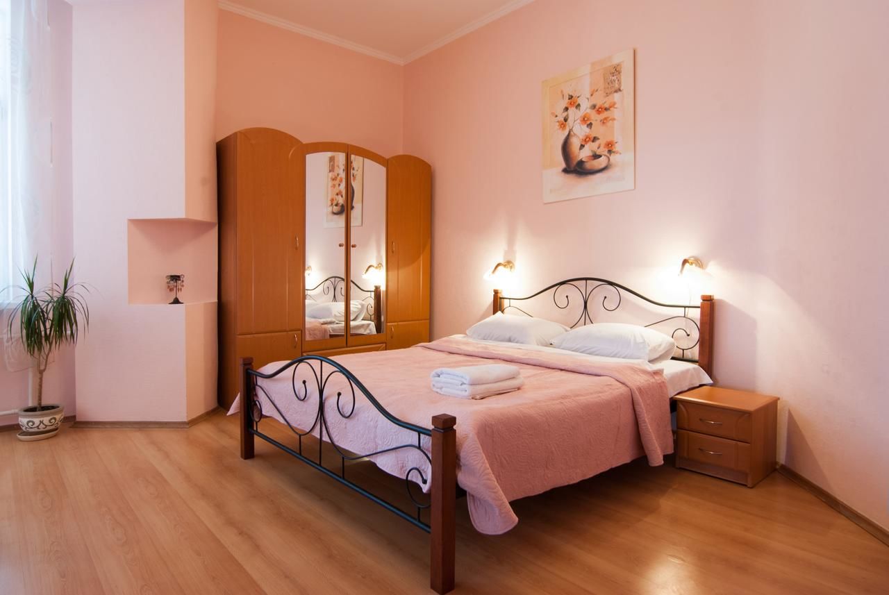 Апартаменты Home Hotel Apartments on Mykhailivska Square - Kiev Киев-23