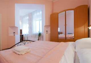 Апартаменты Home Hotel Apartments on Mykhailivska Square - Kiev Киев Апартаменты-12
