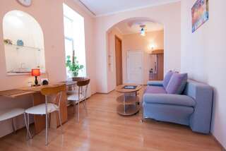 Апартаменты Home Hotel Apartments on Mykhailivska Square - Kiev Киев Апартаменты-19