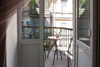 Апартаменты Home Hotel Apartments on Mykhailivska Square - Kiev Киев Апартаменты-студио-10