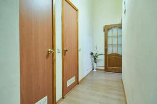 Апартаменты Home Hotel Apartments on Mykhailivska Square - Kiev Киев Апартаменты - улица Большая Житомирская, 4-16