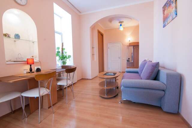 Апартаменты Home Hotel Apartments on Mykhailivska Square - Kiev Киев-26